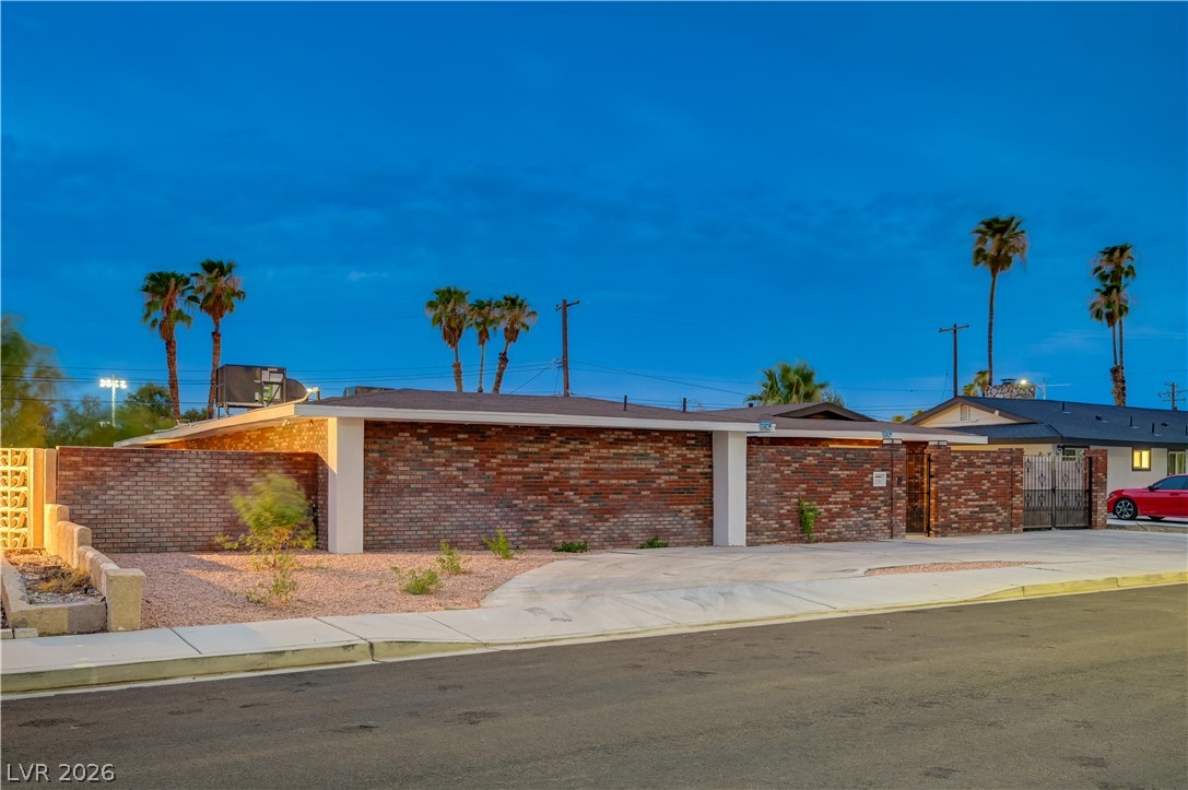 2101 Santiago Street Property Photo 43